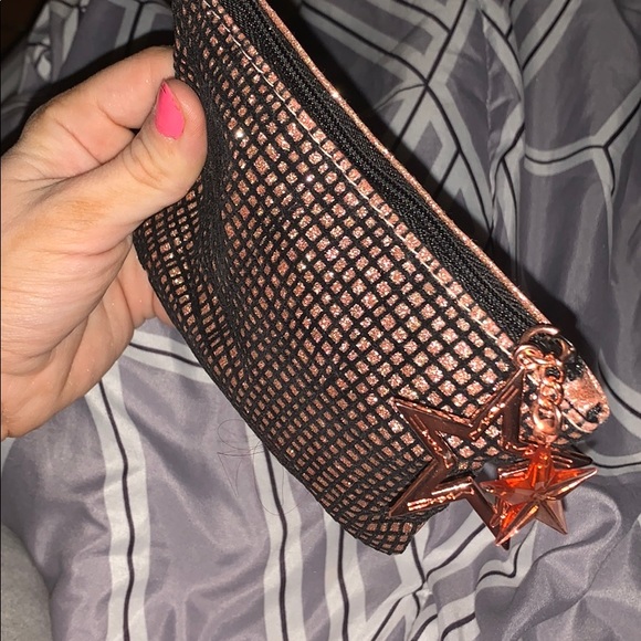 MAC makeup bag (small) - Picture 4 of 4